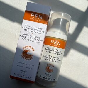 BRAND NEW REN glycolic lactated mask
